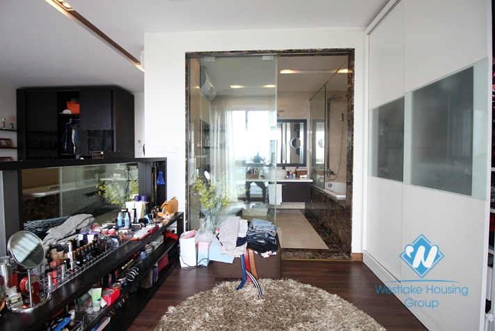 Decorated and luxurious apartment for rent in Ciputra, Ha Noi
